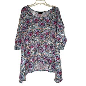 Discreet Paisley Colorful Top Womens Size 1X Stretchy Hi-Low Soft Casual Travel